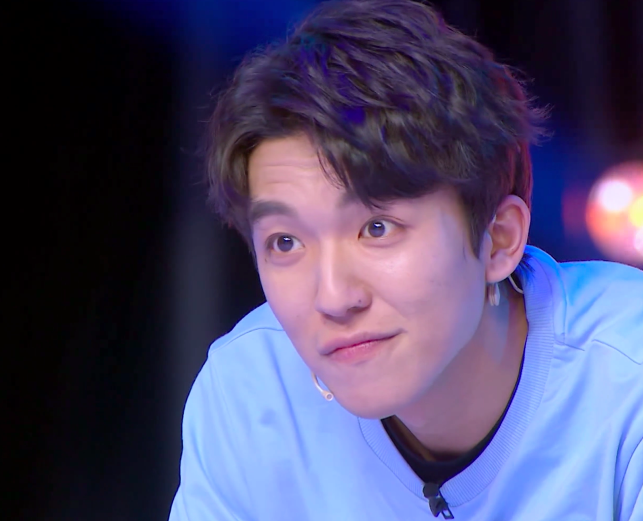 演员的品格第一个吃螃蟹解锁综艺双面硬核新玩法