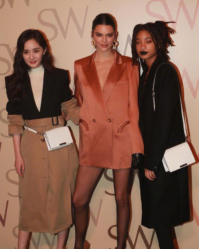 杨幂与kendall jenner,willow smith共同出席在纽约的活动