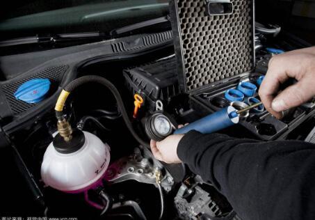 快速检查汽车冷却系统泄漏位置的方法-新浪汽车