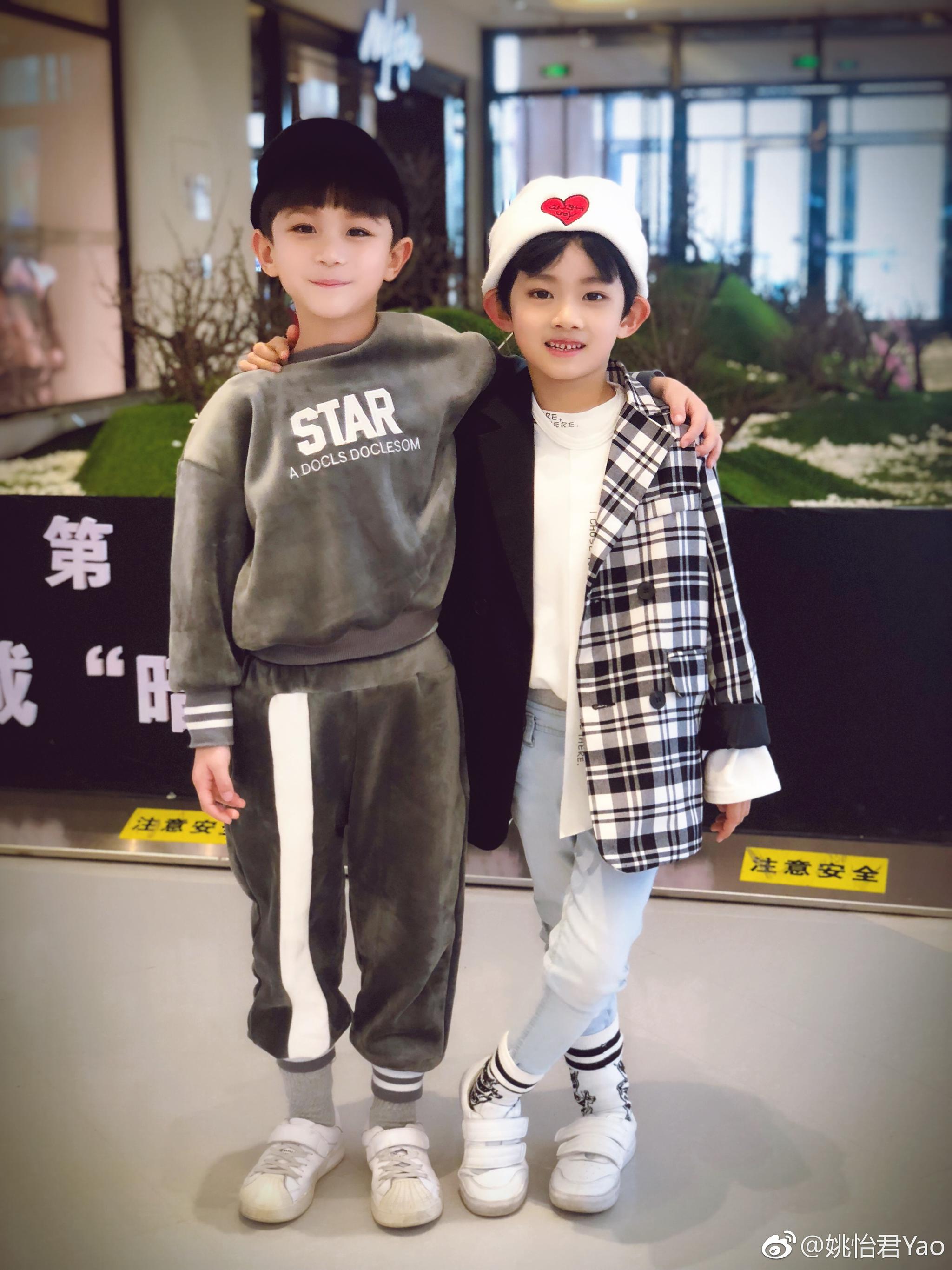 李思维sweelee @傅铂涵闹闹 @桃花盛开6141120782 @童星徐嘉祎  分享