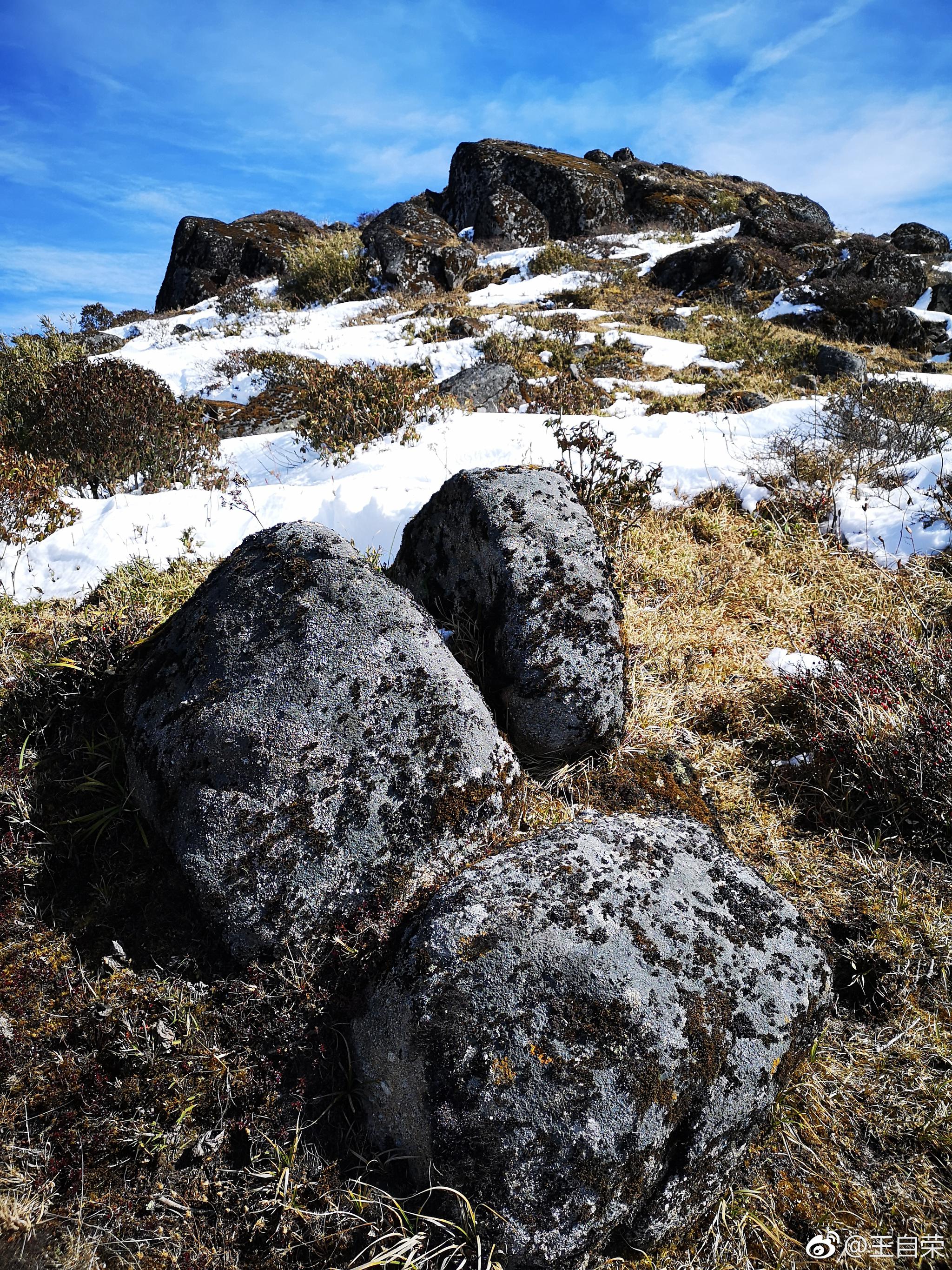 时隔11年,再次登顶临沧最高峰——临沧大雪山主峰,海拔3430米