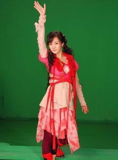 仙剑3当年的海报拍摄幕后曝光网友委屈龙葵了