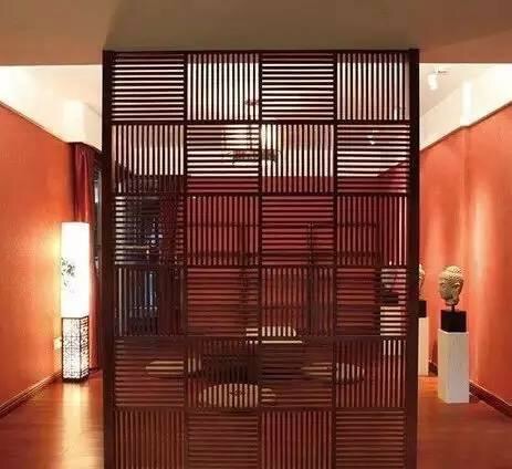 中式屏风,隔而不断.