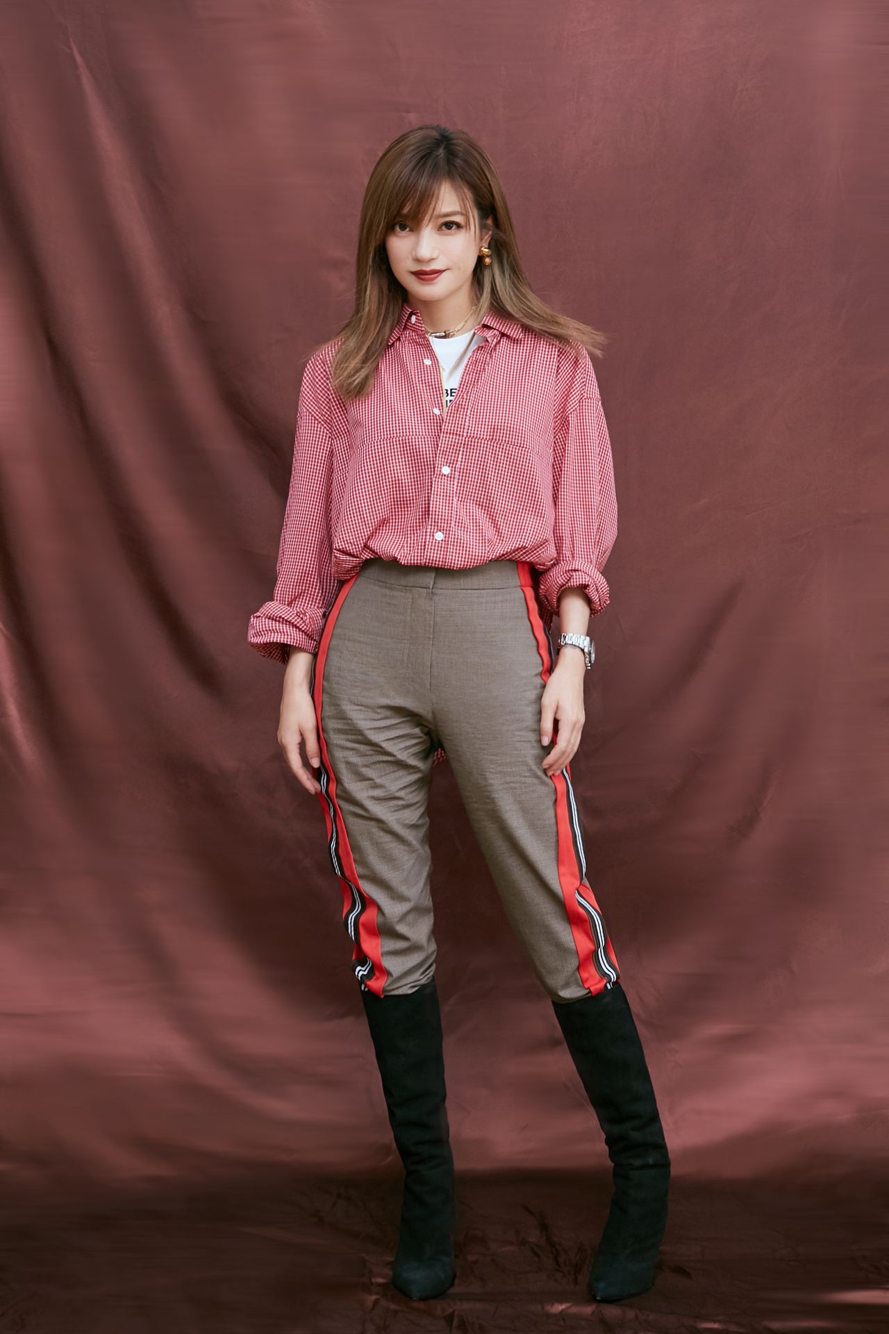 赵薇穿搭是最美的look,可多安排些!|赵薇|条纹|高筒靴_新浪新闻