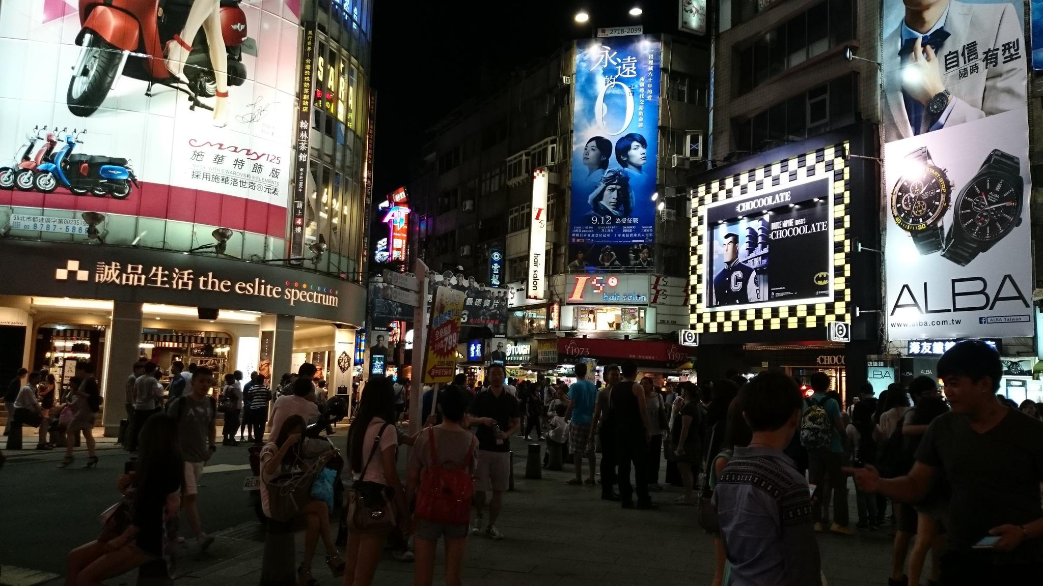 观山湖150一条街到底藏着哪些秘密？揭秘观山湖的独特魅力