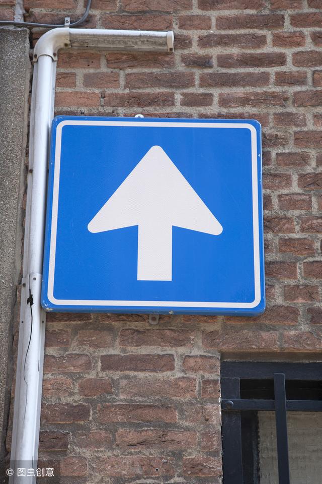 不小心开车进入单行道,要被扣分罚款,这一招可以补救!