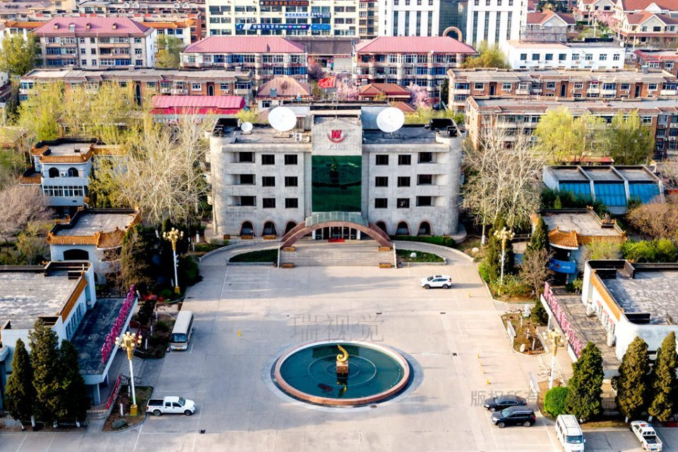 无人机航拍今日大邱庄,"庄主"禹作敏离开后撤村建镇,继续发展