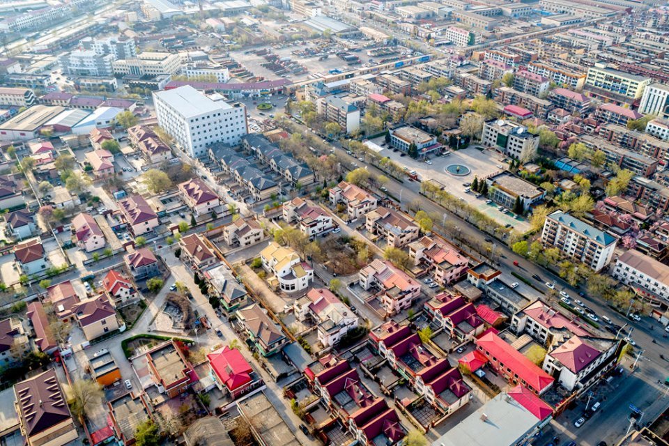 无人机航拍今日大邱庄,"庄主"禹作敏离开后撤村建镇,继续发展