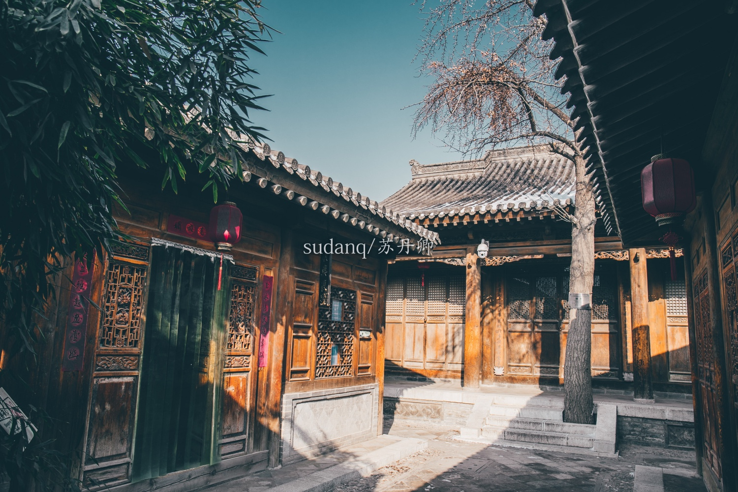 比起浓妆艳抹仿古建筑,天水南宅子为中国罕见,400年仍不变