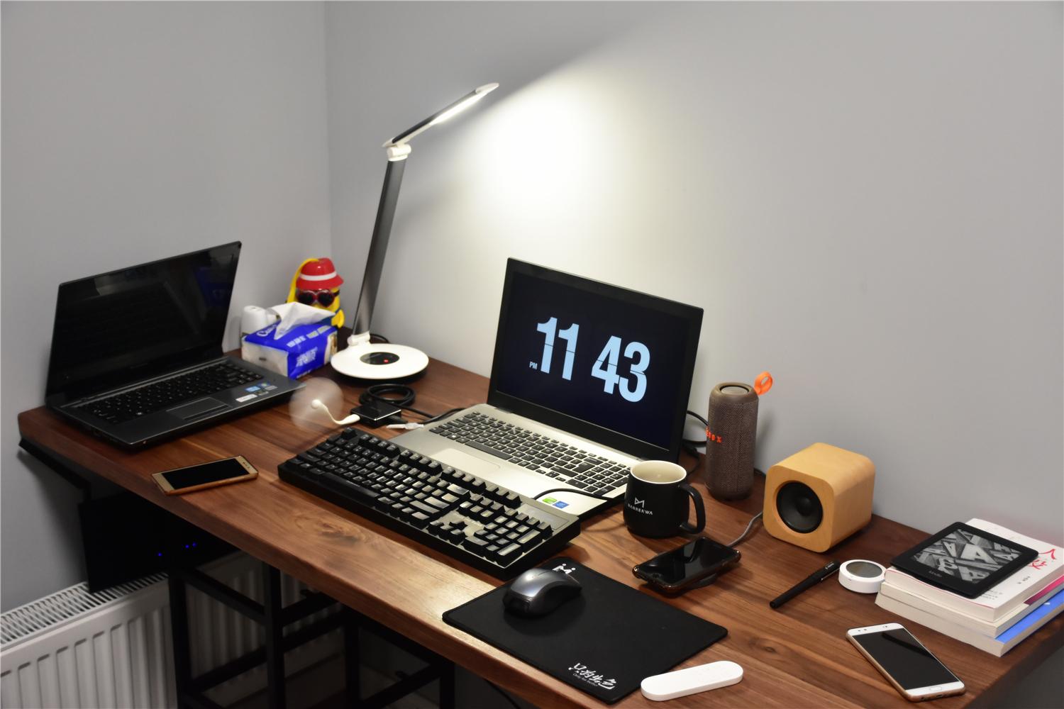 我的桌面进阶之路,从自由混搭到假装专注办公