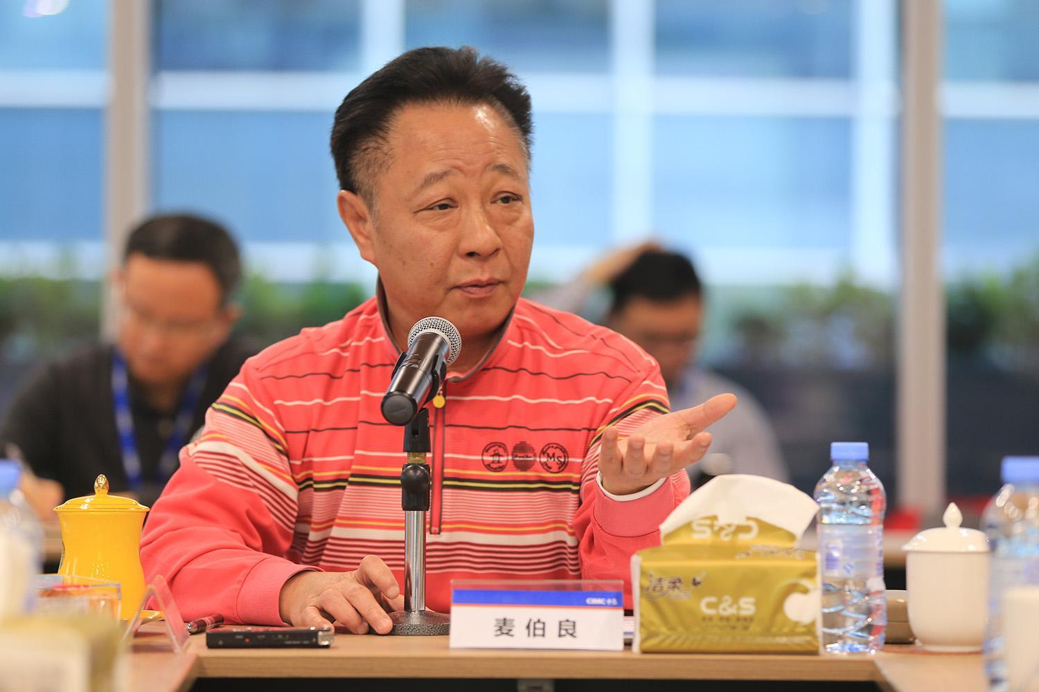 麦伯良的年薪已经超过500万元,2012年中集集团年报显示麦伯良2011年