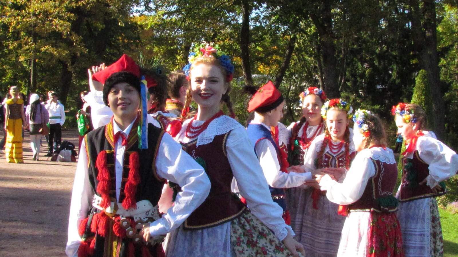 中国的俄罗斯族人金发碧眼大长腿最讨厌别人叫她们大毛子