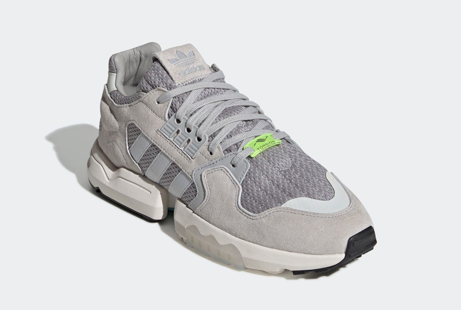 adidas 的抗扭转技术 torsion 30周年