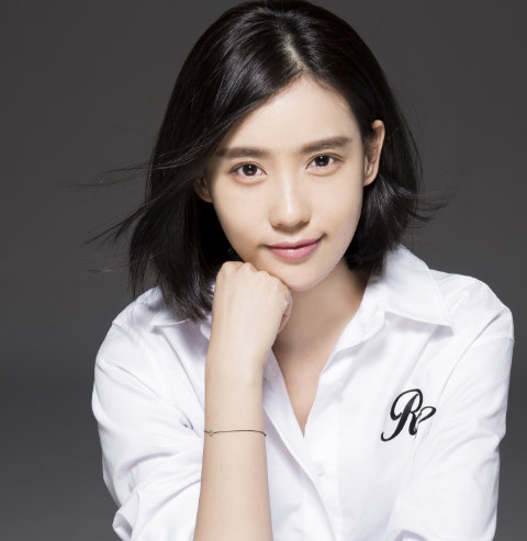 因出演《延禧攻略》爆红,现如今蹭红毯竟被安保驱赶|施予斐|安保