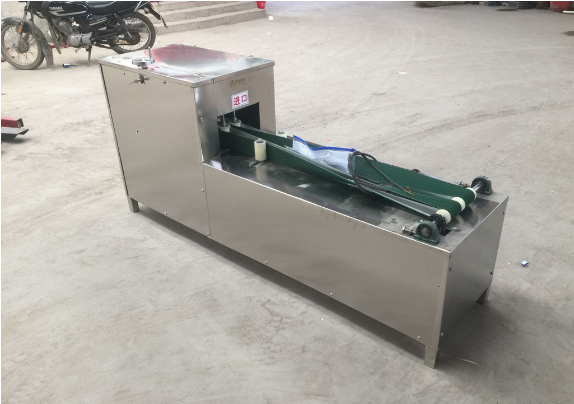 杀鱼用手工太辛苦大叔发明的自动杀鱼机给人们生活带来便利