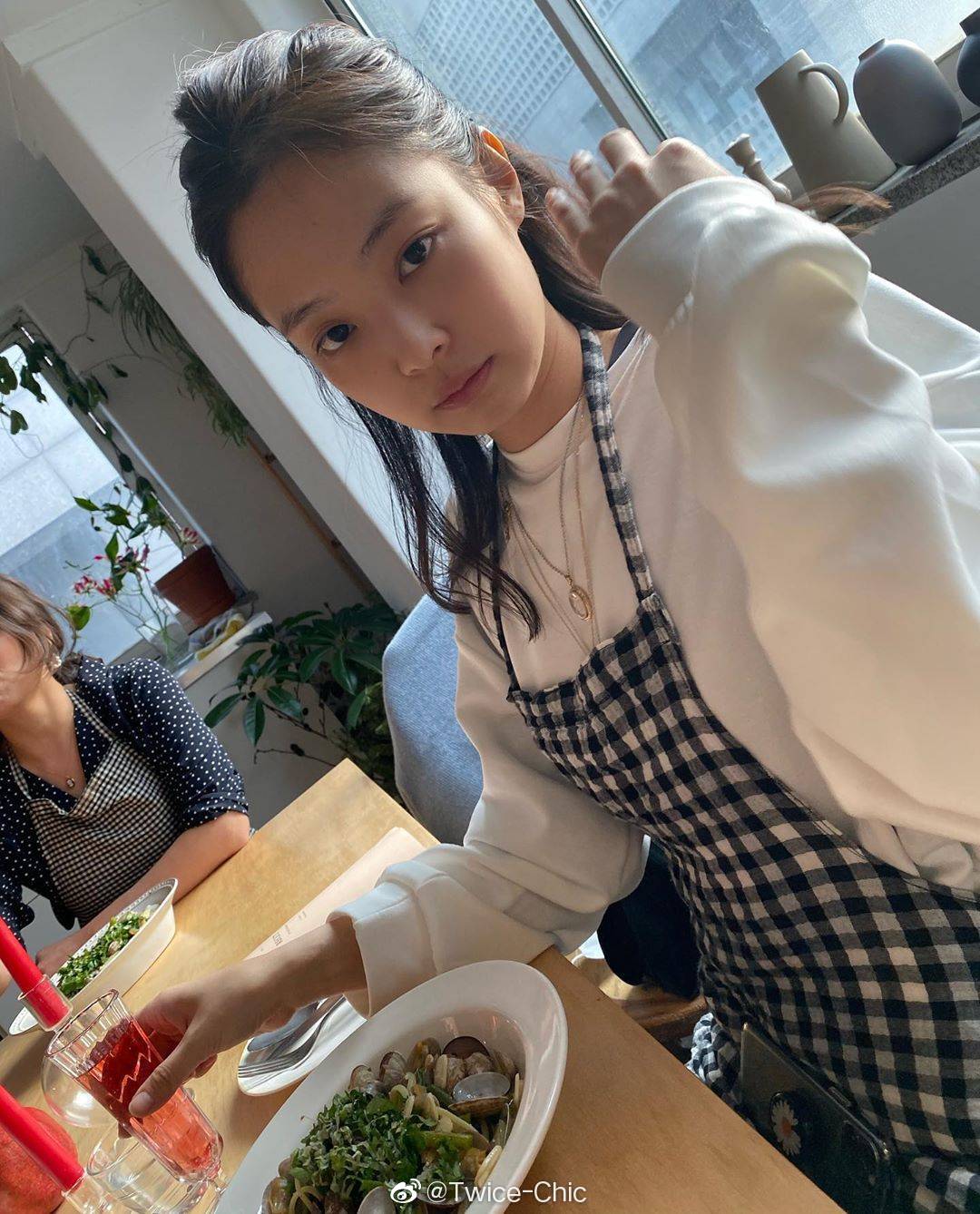 jennie的圣诞月烹饪美食看展慵懒惬意