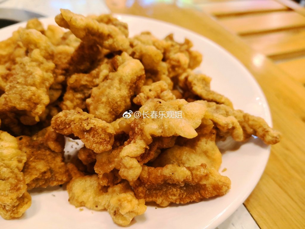 美食博主@长春乐观姐 推荐欧亚汇集6楼的牛华八婆火锅串串