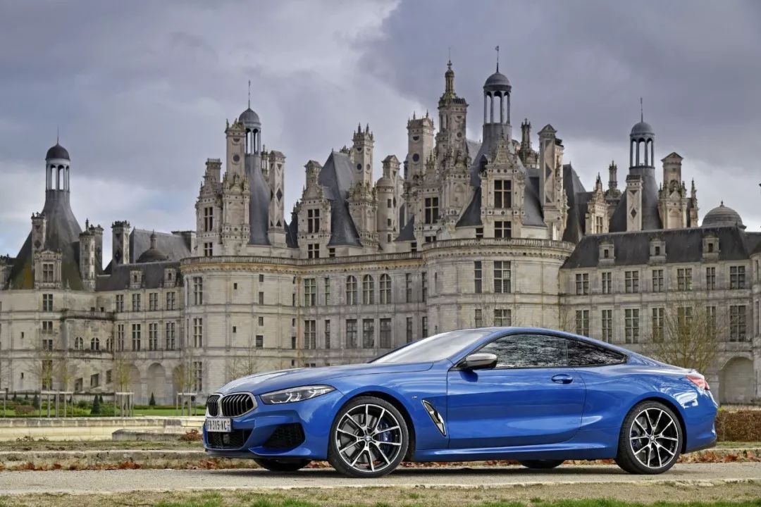 绅士赛车手:音速蓝涂装宝马m850i xdrive coupe!