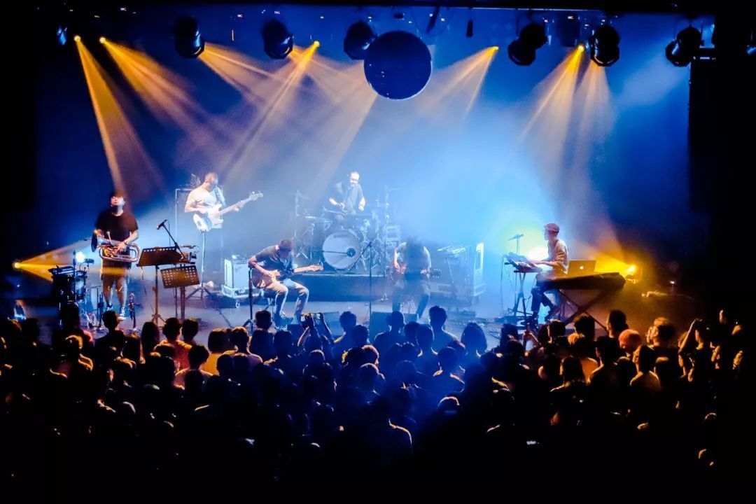 惘闻,文雀,16层:摇滚乐无用,后摇更无用|失落园|乐队的夏天_新浪新闻