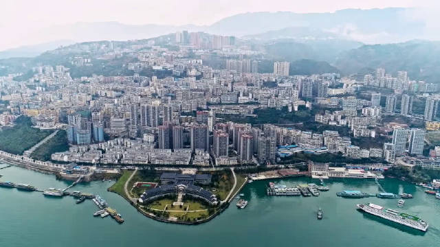 原来这么漂亮,换个角度看巫山县(视频来自航拍重庆)