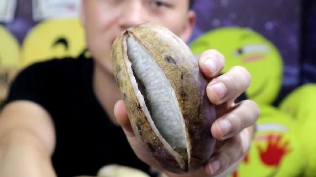 曾在路边无人吃,现在四十一斤不够卖|八月瓜|野果|香蕉_新浪新闻