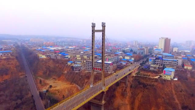 山西首座斜拉桥:平陆大桥