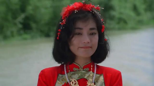 出身豪门，曾提携成龙，帮扶林正英，如今68岁成被时代遗弃的老人