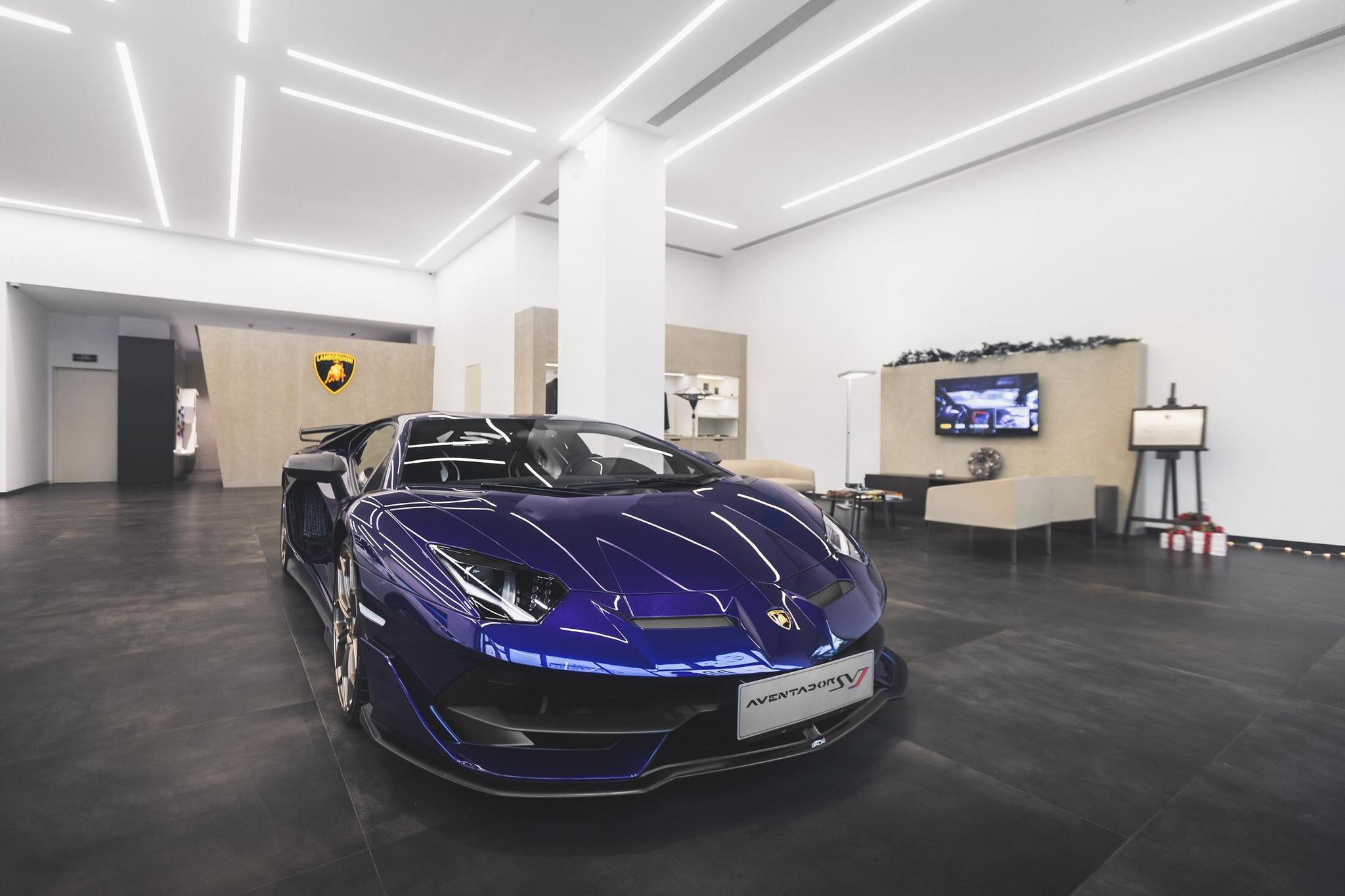 兰博基尼v12超级跑车家族的极致巅峰aventadorsvj