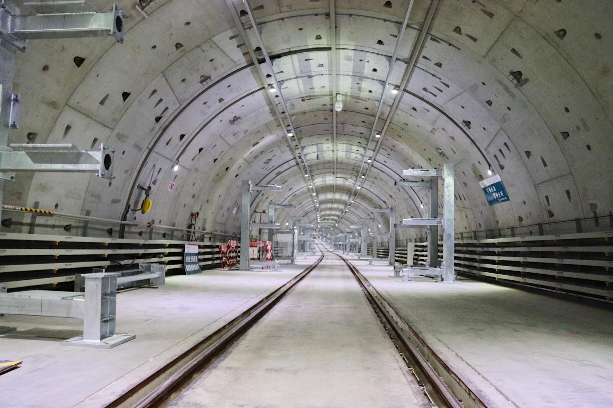 世界最深的水下电力隧道是什么样子的今天下午我一探究竟