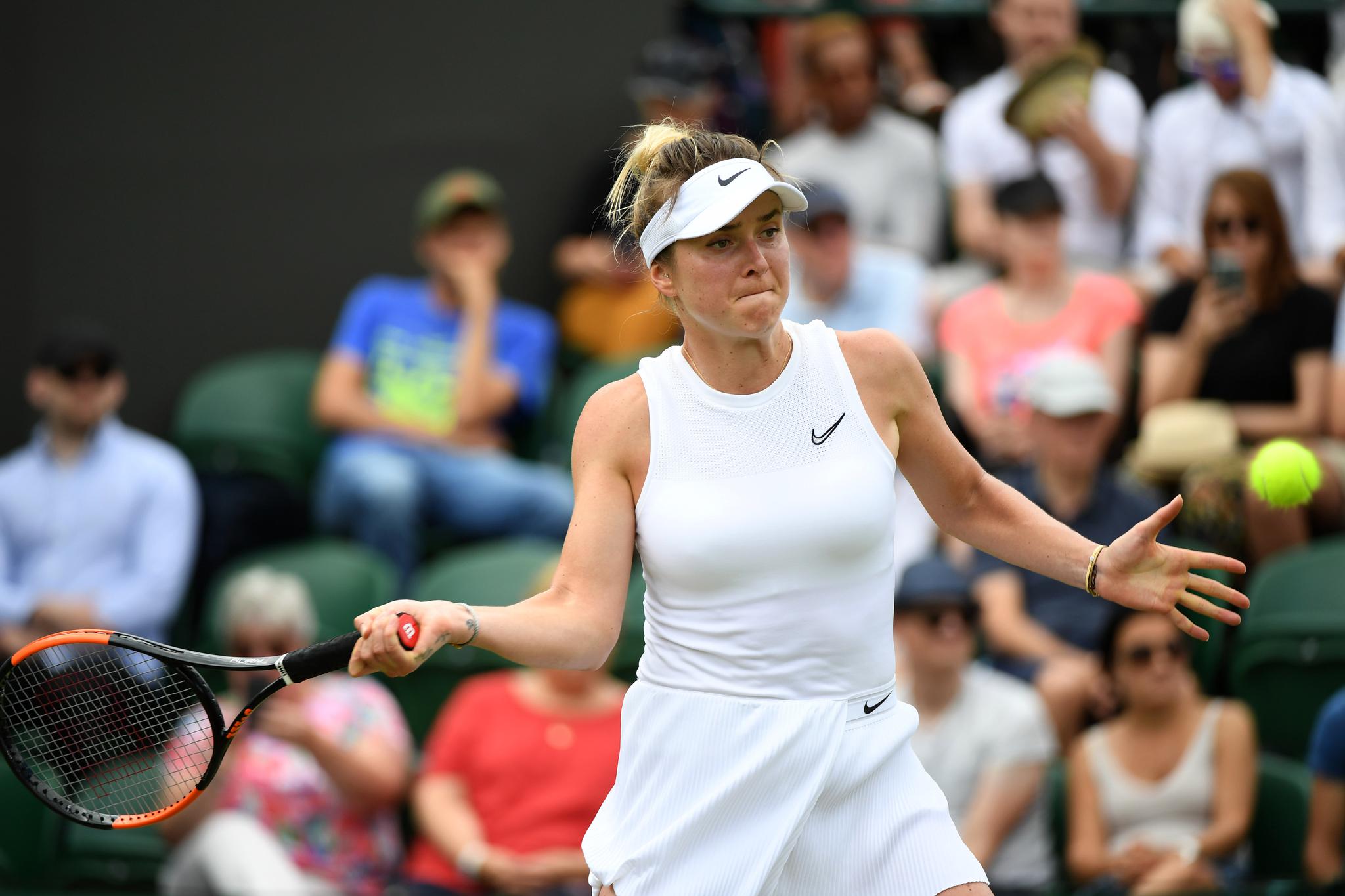 网球——温网:斯维托丽娜晋级女单第三轮