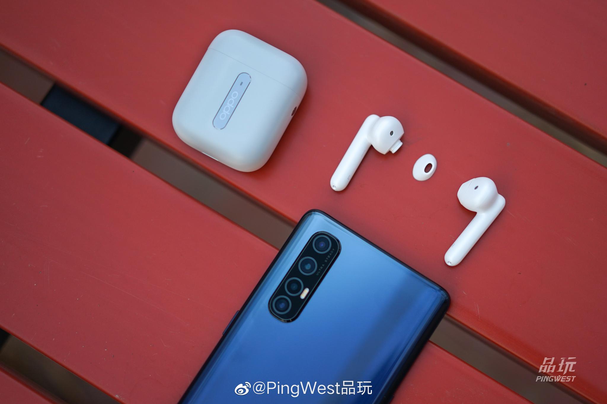 随opporeno3系列发布的oppoencofree蓝牙耳机