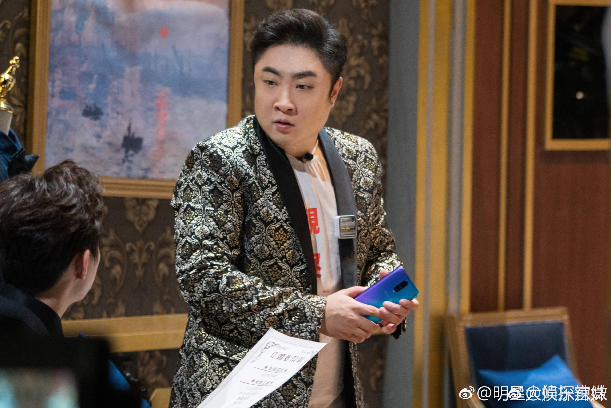 财大气粗乔老二@演员乔杉 身穿奢高调出场,前方爆笑预警!