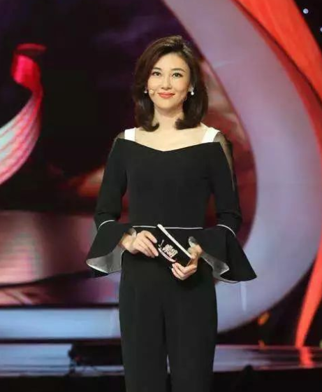 因上围突出被高层警告,后嫁富豪十分低调|央视|李红|吴志阳_新浪新闻