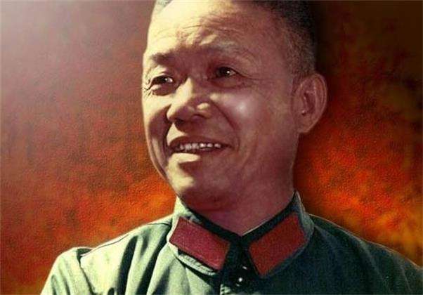 一代名将坐镇指挥,兵行险着,成就了名扬天下的"万岁军"!