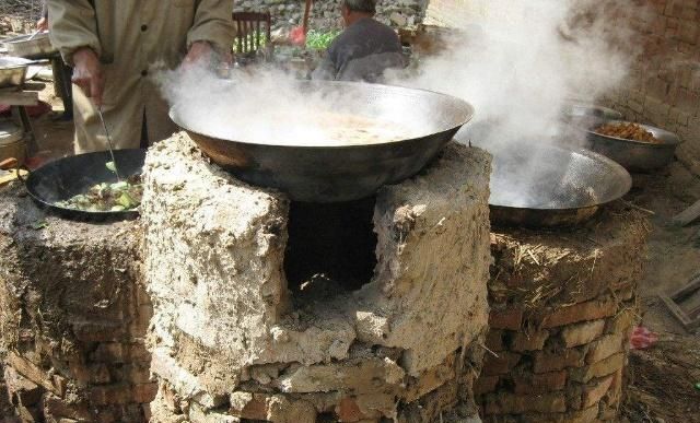 灶台应该怎么摆呢|灶台|俗语|土灶_新浪新闻