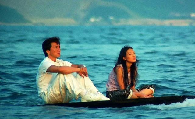 1999年，成龙与周星驰票房大战，输了230万，却赢了一段影坛佳话