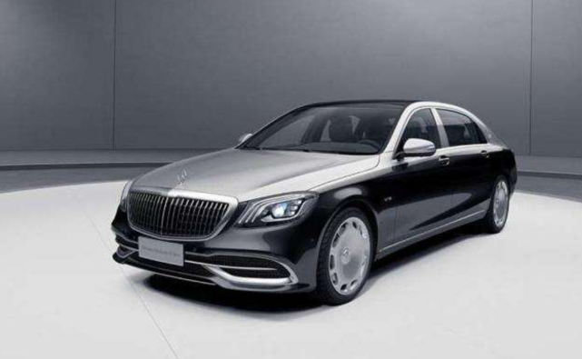 迈巴赫s680实拍搭载60tv12引擎289万起