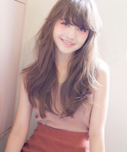 03年的日俄混血girl