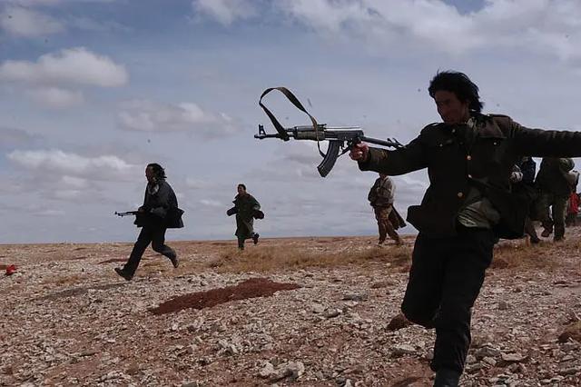 16年前,我忍着泪水看完这部电影,今天,我忍着