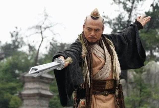 为什么很多人认为金轮法王的龙象般若功不敌郭靖降龙十八掌呢?