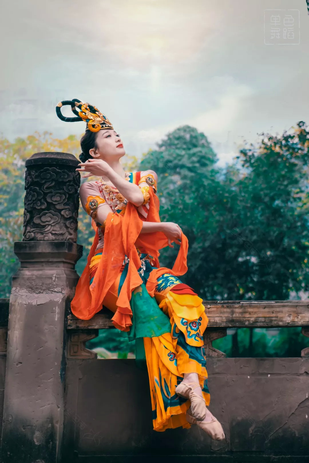 一舞《飞天》,带你走进神秘的敦煌舞!又美又震撼!|飞天_新浪新闻