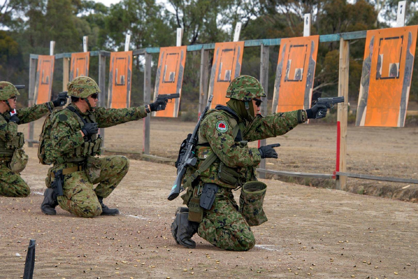 参加2019澳大利亚国际陆军射击赛aasam2019的日本陆上自卫队