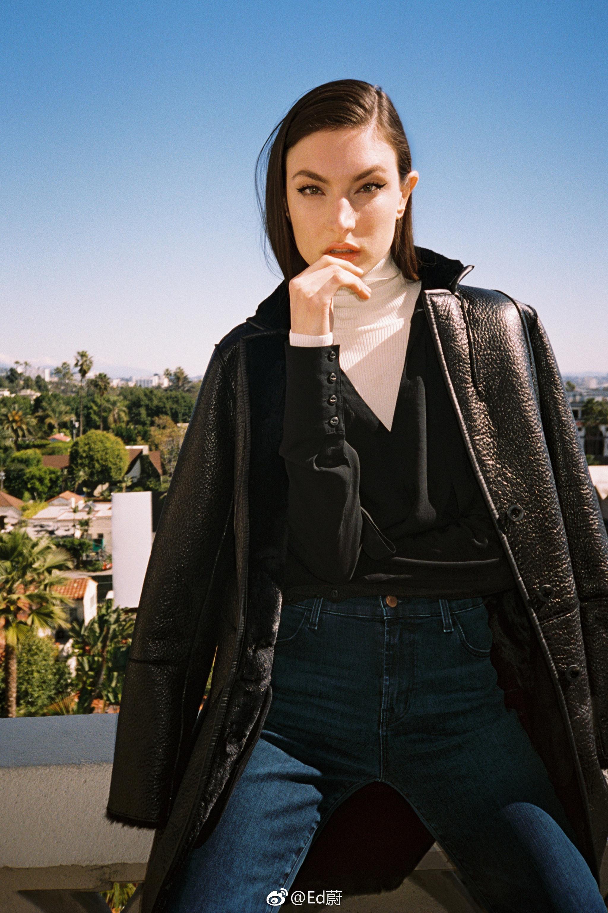 j brand f/w 2019超模jacquelyn jablonski帅气出镜以修身牛仔裤闻名