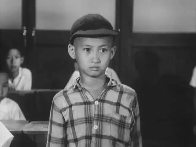出身豪门，曾提携成龙，帮扶林正英，如今68岁成被时代遗弃的老人