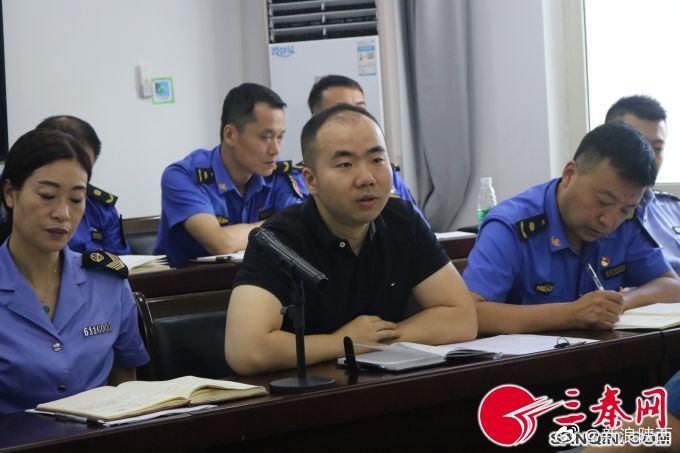 占道经营暴力抗法 西安三部门约谈16家叁宝烤肉店