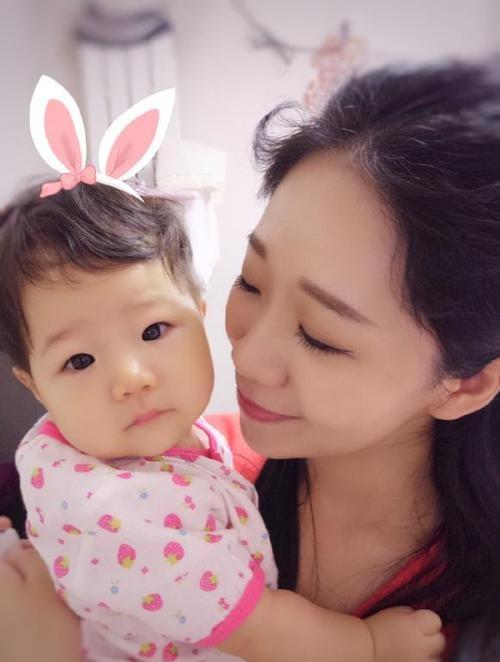 陈一冰连发3条微博回应劈腿传闻前女友何雯娜高级妄想症