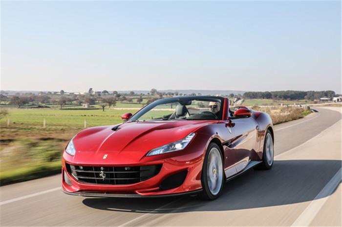 法拉利最便宜跑车39tv8发动机7挡双离合35s破百开出去兜风