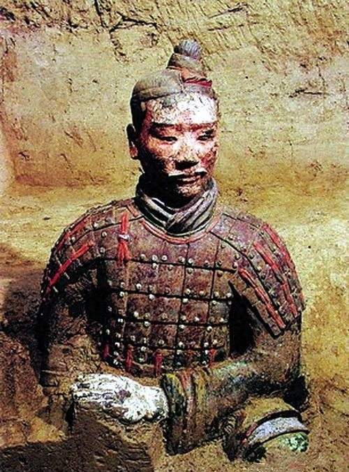 广大观众也就是看看复制品而已,不过兵马俑的数量很多