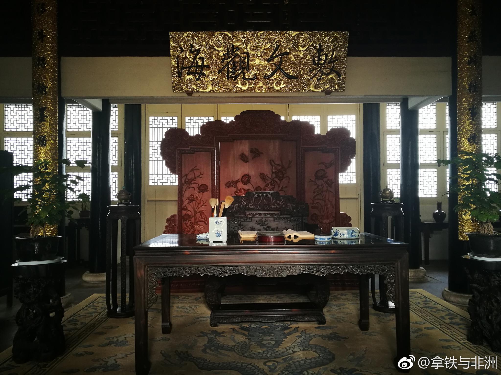 文澜阁是清朝在南方收藏《四库全书》的三座书阁之一