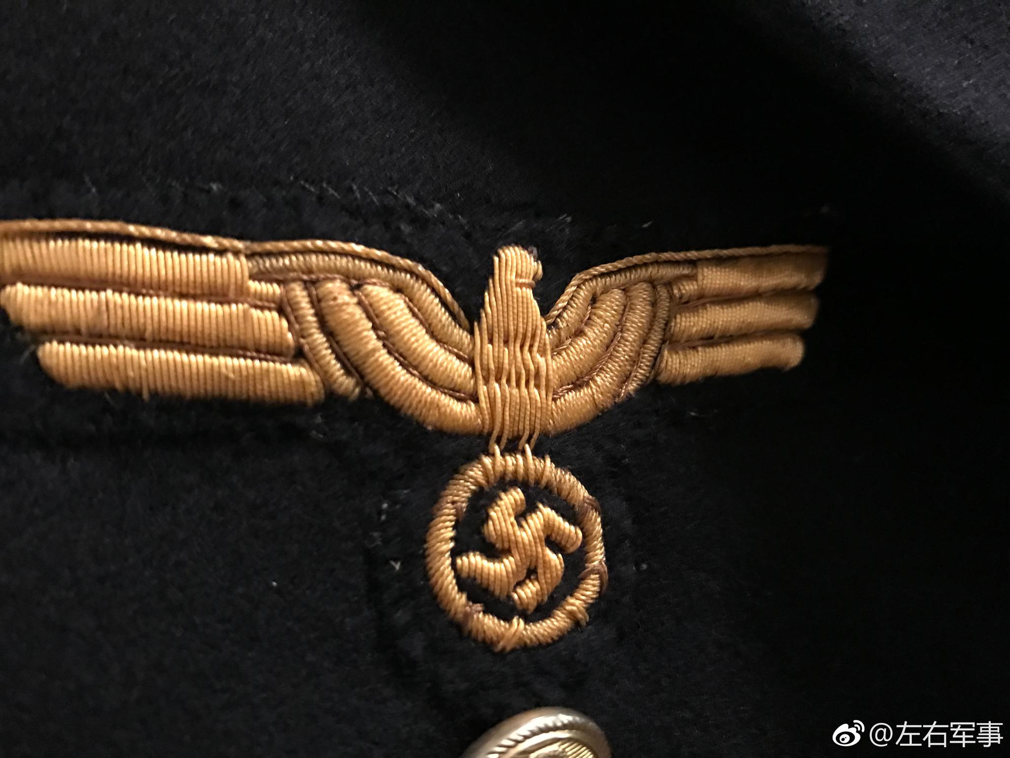 po主收藏的另一件原品二战德国海军水兵礼服夹克与基尔式水手领结